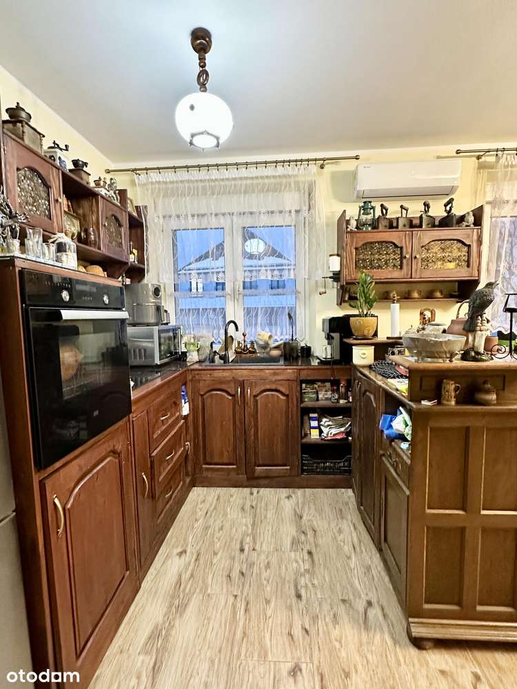 Wyjątkowe mieszkanie o niepowtarzalnym klimacie w dzielnicy Szczawienk - Pełny obrazek: 3/12