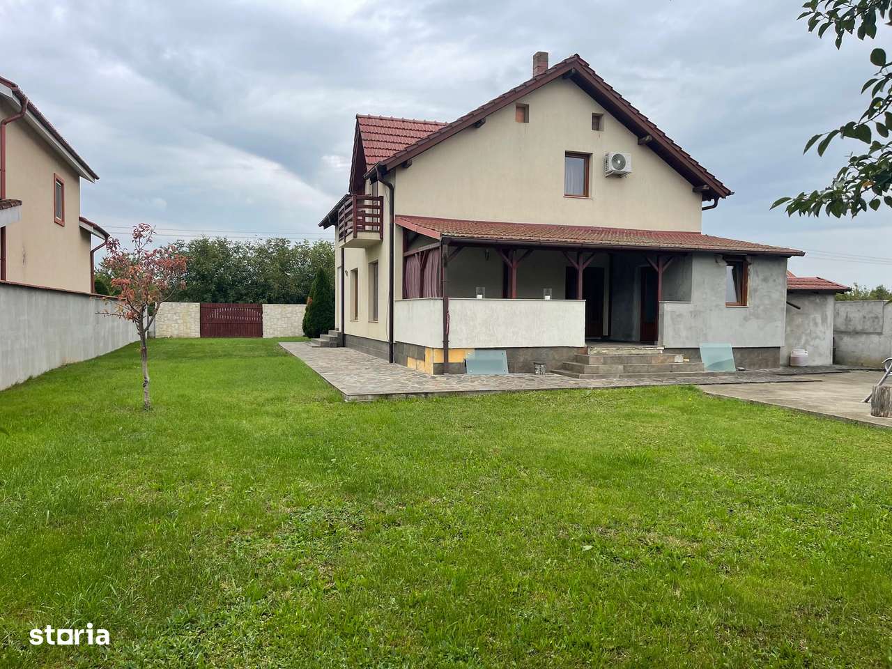 Casa P+M,teren 10 Ari,Zona Uzina de Apa - Imagine principală: 2/16