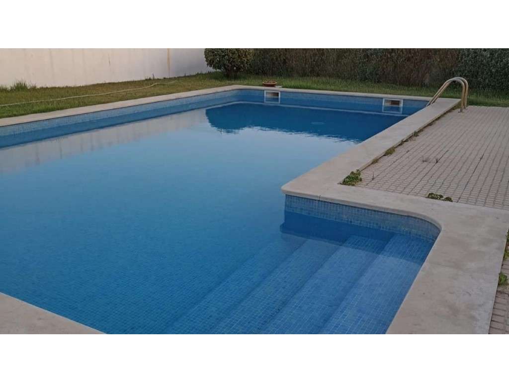 Moradia exclusiva com vista mar deslumbrante, piscina e localização...-47