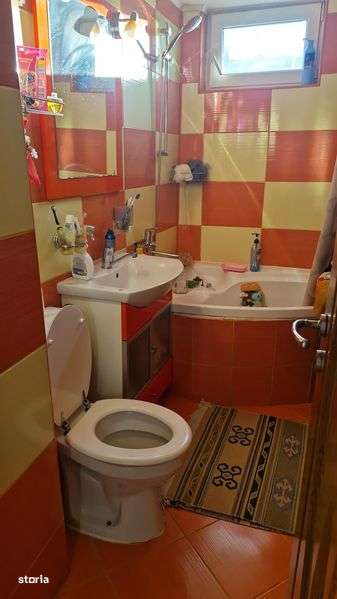 Apartament cu trei camere - Imagine principală: 5/7