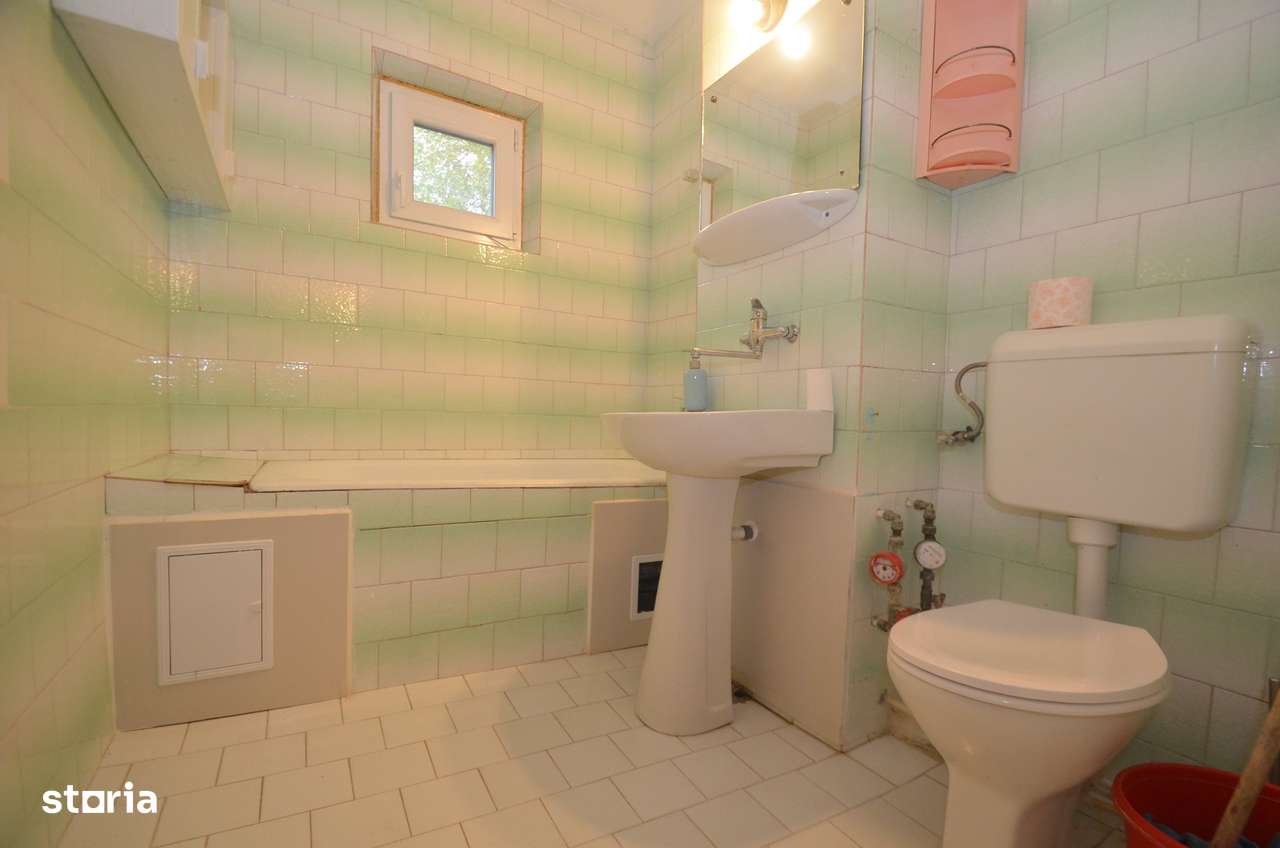 Apartament cu 2 camere decomandat Steaua - Imagine principală: 5/11