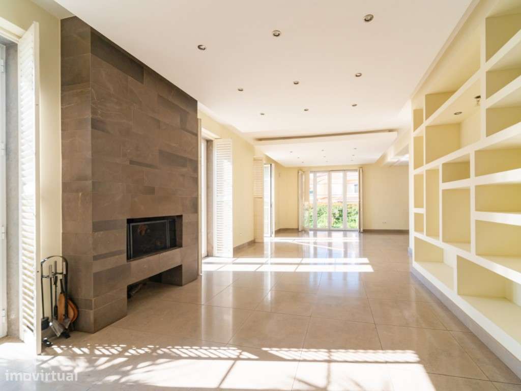 Arrendar moradia T6, Jardim e Piscina, Santo Amaro Oeiras - Grande imagem: 3/52