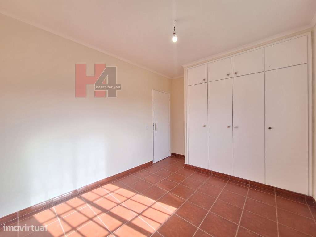 Moradia térrea V3 com piscina em Salvaterra de Magos, terreno 1.191m2-13