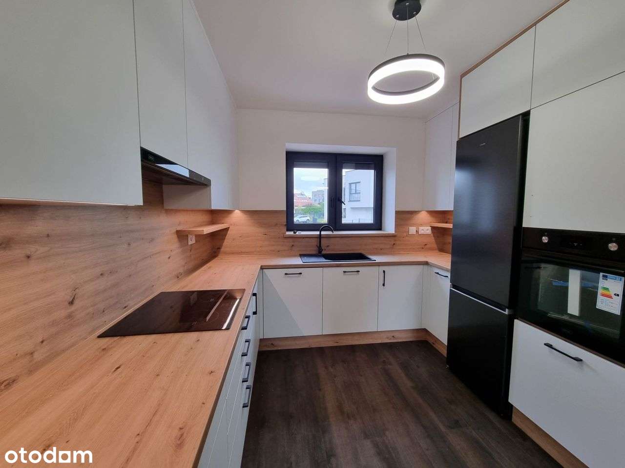 Dom do wynajęcia w prestiżowej lokalizacji! Zapras - Pełny obrazek: 3/12