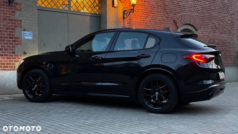 Alfa Romeo Stelvio 2.0 Turbo Veloce Q4 - 9