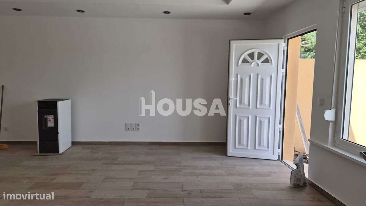 Moradia T3 Renovada | Azoia – Leiria-6