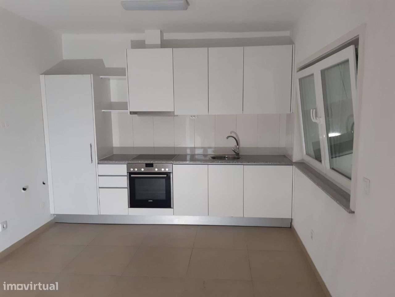 Aluga-se T3 em Serreleis - Grande imagem: 2/5