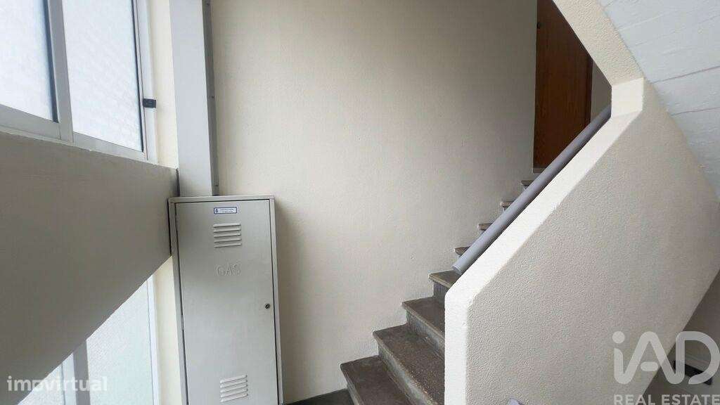 Apartamento T2 em São Sebastião - Grande imagem: 3/4