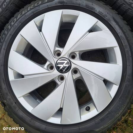 ZIMA KOŁA ORYGINAŁ VW GOLF GTI CADDY PASSAT TOURAN 205/50 R17 PIRELLI - 4