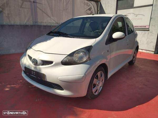 Toyota Aygo 1.0 + AC - 3