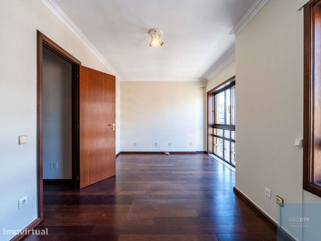 Apartamento T5 Duplex em Matosinhos-22