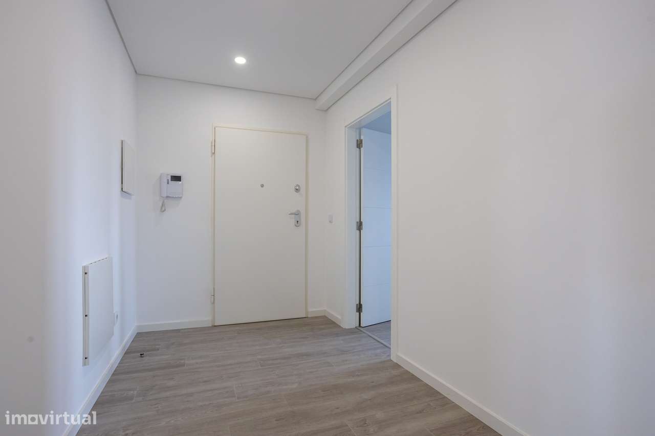 APARTAMENTO T3 NOVO-24