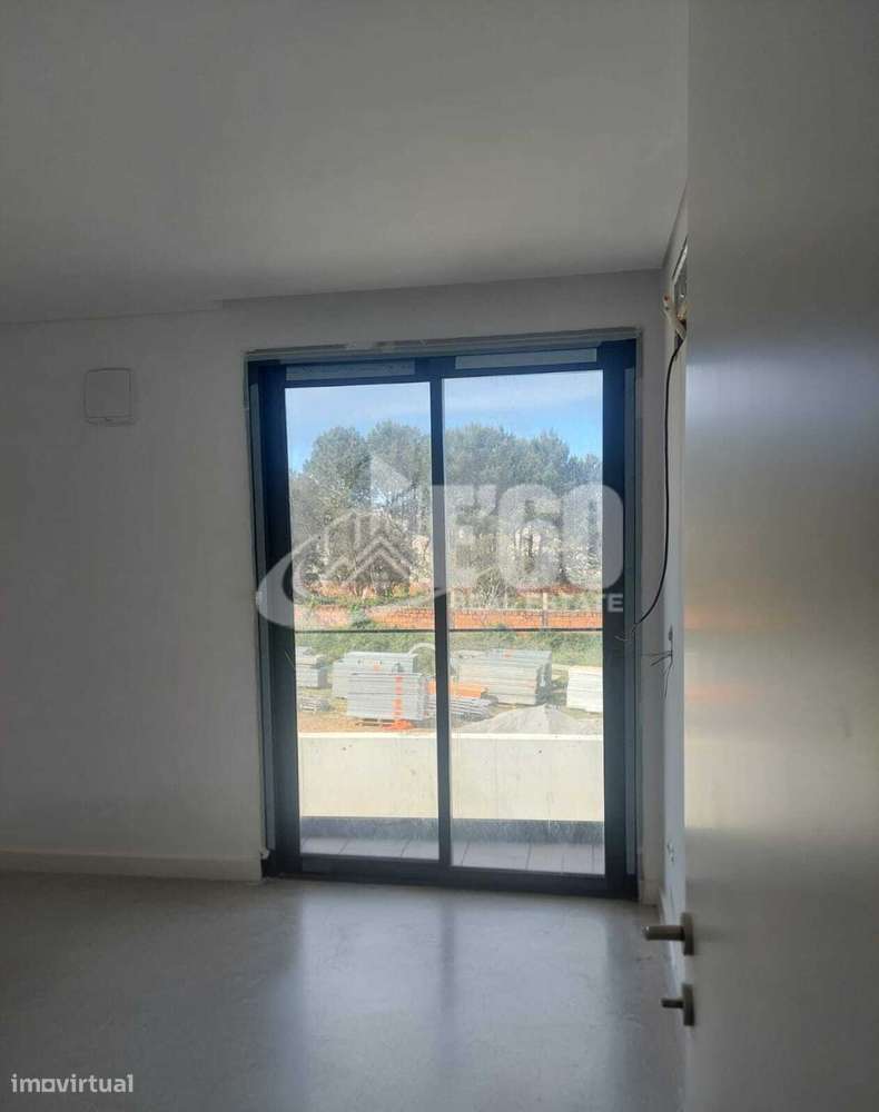 T2 COM TERRAÇO SÃO FÉLIX DA MARINHA-18
