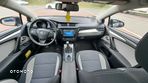 Toyota Avensis Touring Sports 1.8 Comfort - 11