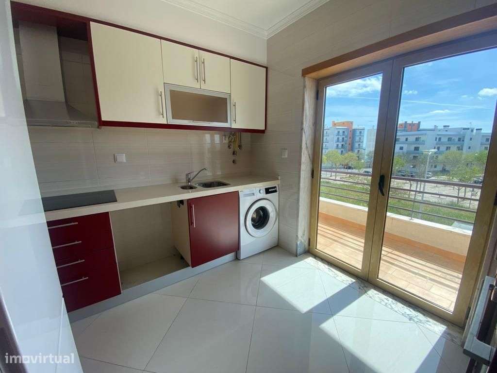 Apartamento T2 em São Clemente, Loulé - Grande imagem: 4/17