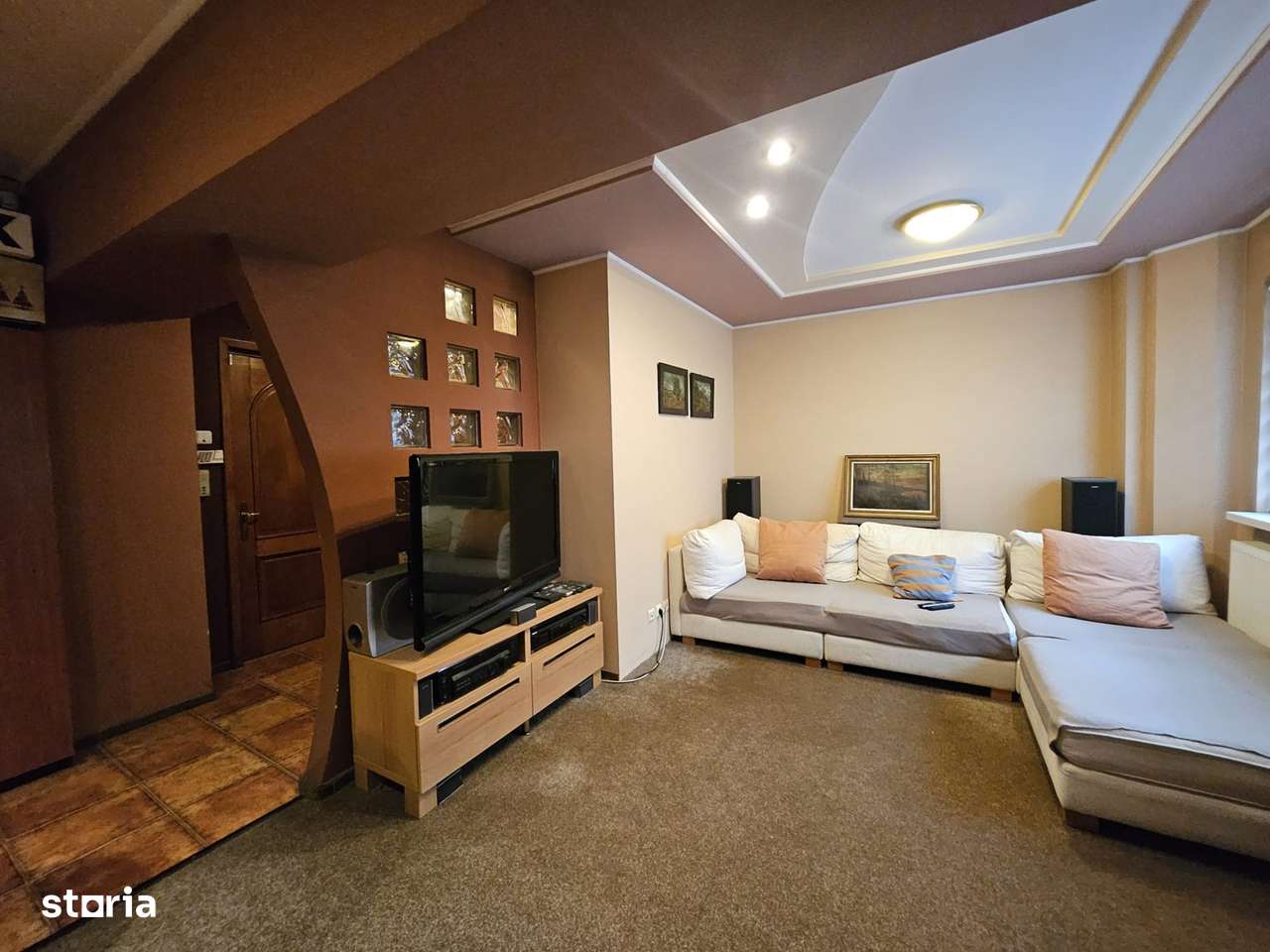 Oferta inchiriere garsoniera in Craiovei, parter, mobilata , 280 euro - Imagine principală: 3/12