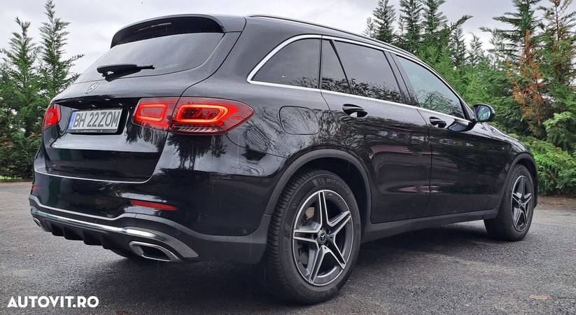 Mercedes-Benz GLC 300 d 4MATIC - 9