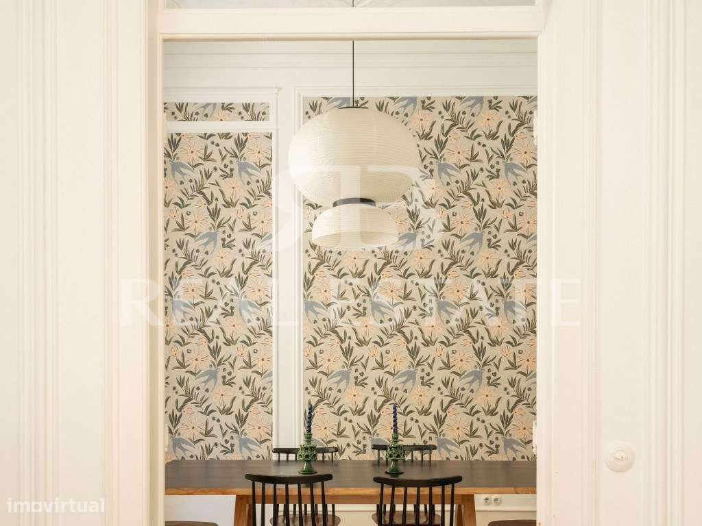 T4 Renovado + JARDIM | Centro Lisboa.-24