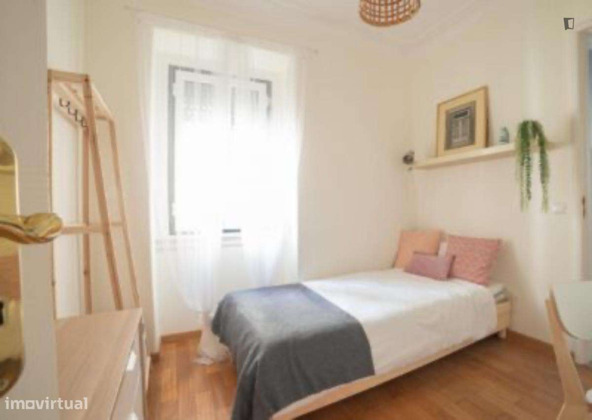 Quarto - localizado em Alameda Lisbon - Grande imagem: 5/10