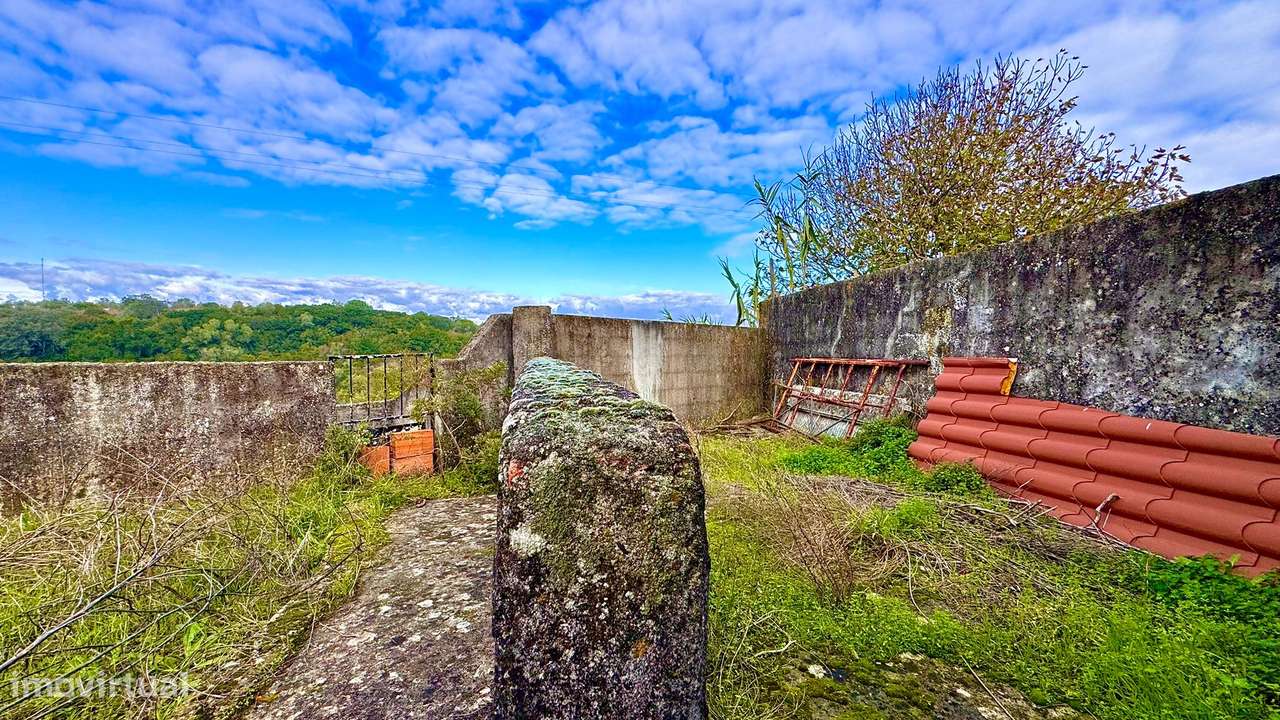 Moradia com 6 assoalhadas - 120 m2 - sótão - espaço exterior - Tremês-26