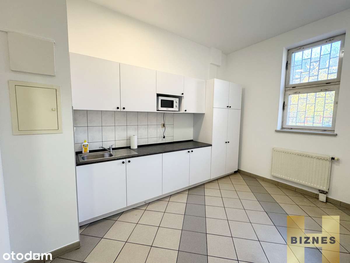 Lokal użytkowy w centrum! Faktura Vat!-9