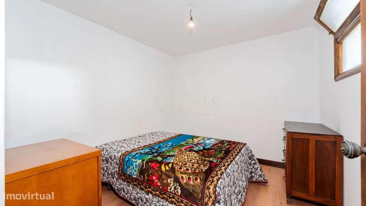 Exclusiva Moradia T4 com 556m² e 1.000m² de Terreno-7