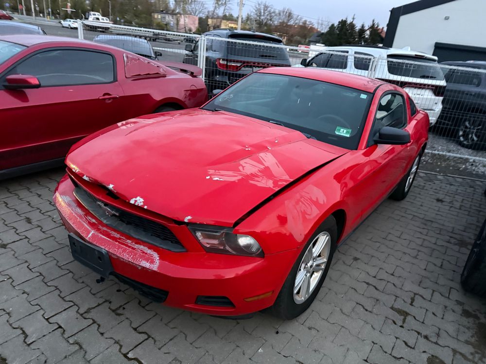 Ford Mustang 3.7 V6 2012