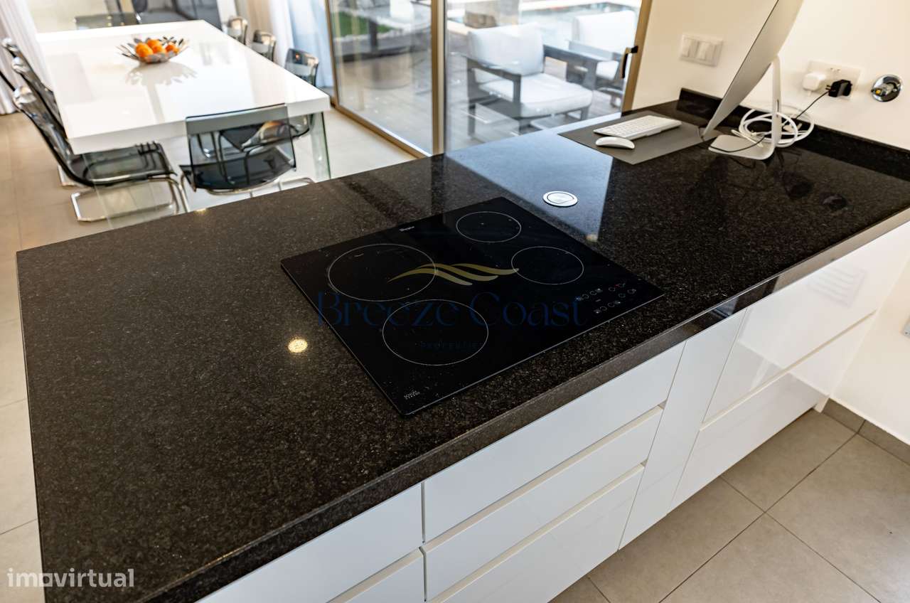 Moradia T4 com Rooftop Vista Mar-15