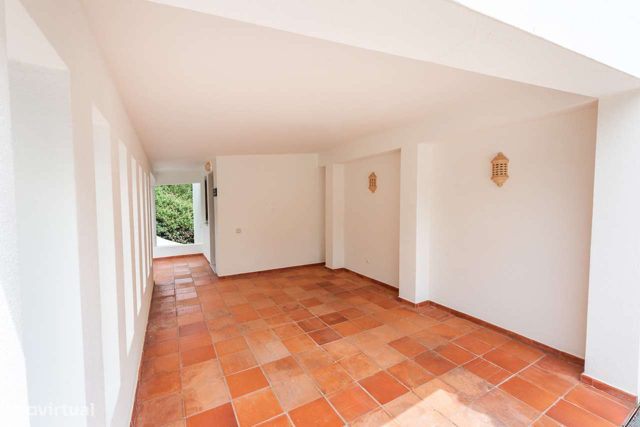 Villa com frente ao golfe e vista para o mar e piscina privada no Sant-36