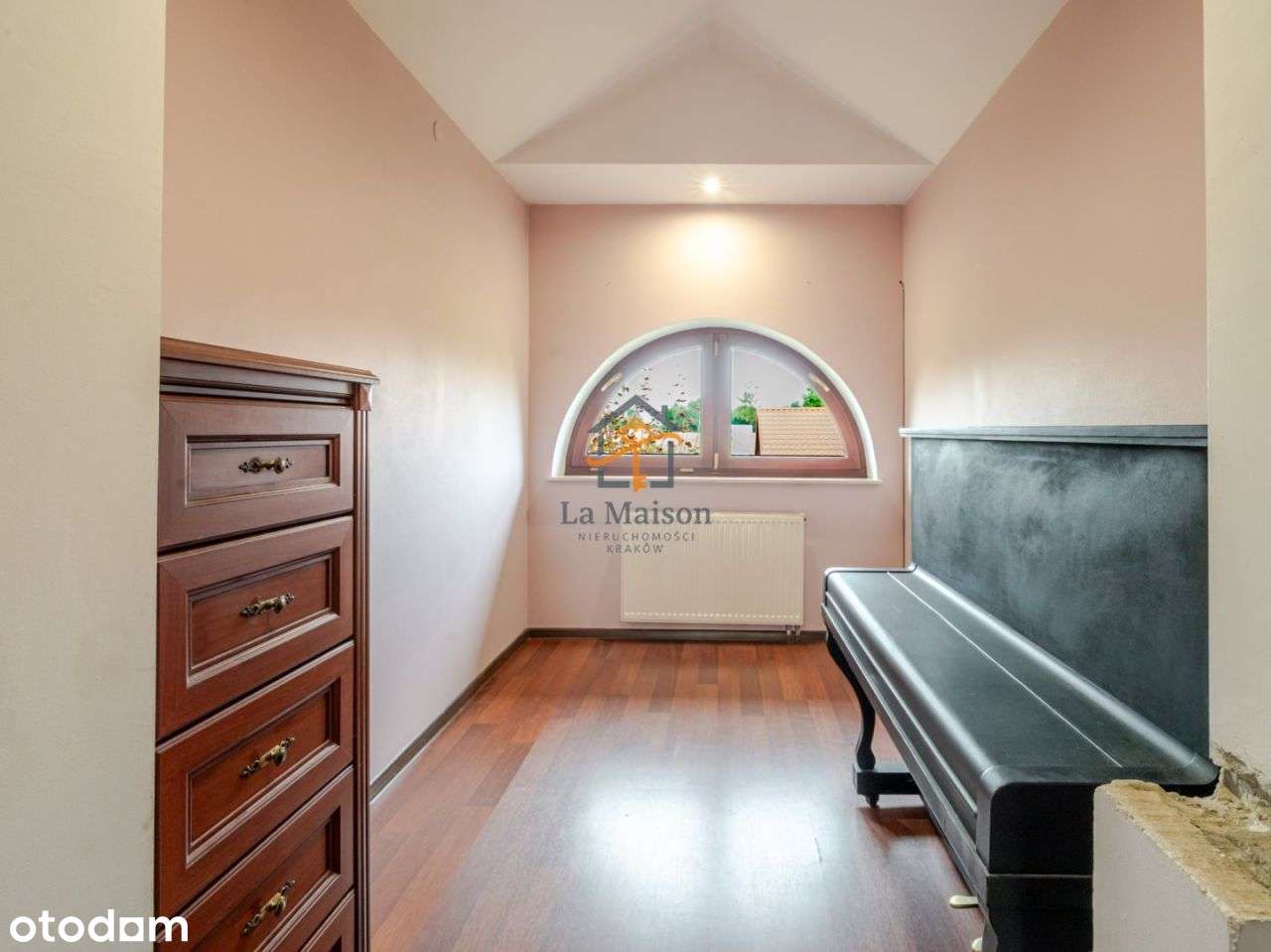 Dom wolnostojący w Rącznej – idealny dla rodziny.-11