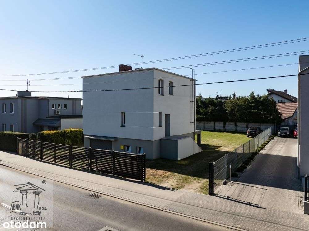 Dom wolnostojący Malwowa 98 na firmę parking-4