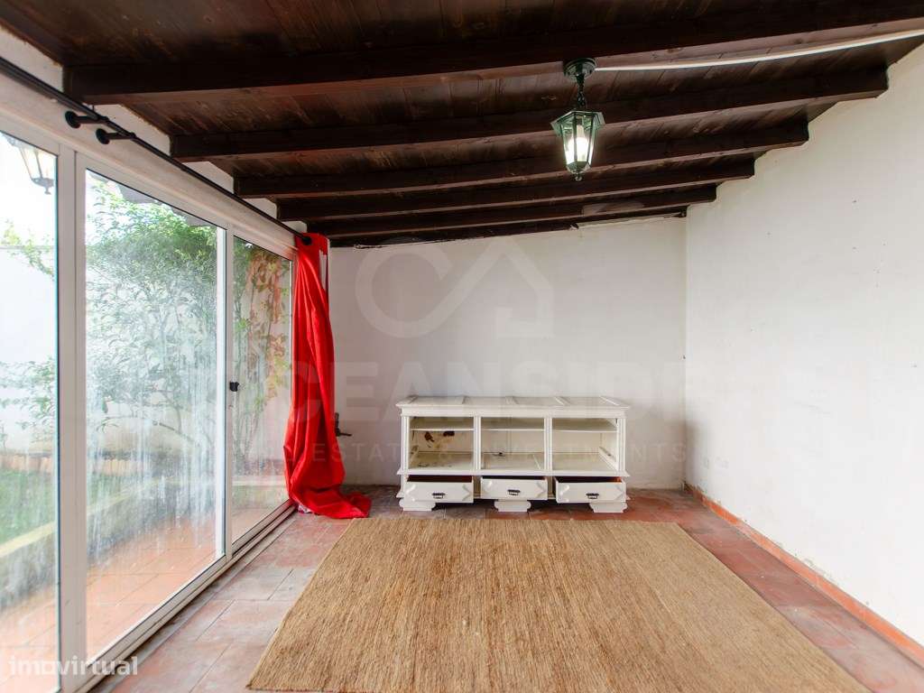 Moradia T4 + 1 em Tercena-43