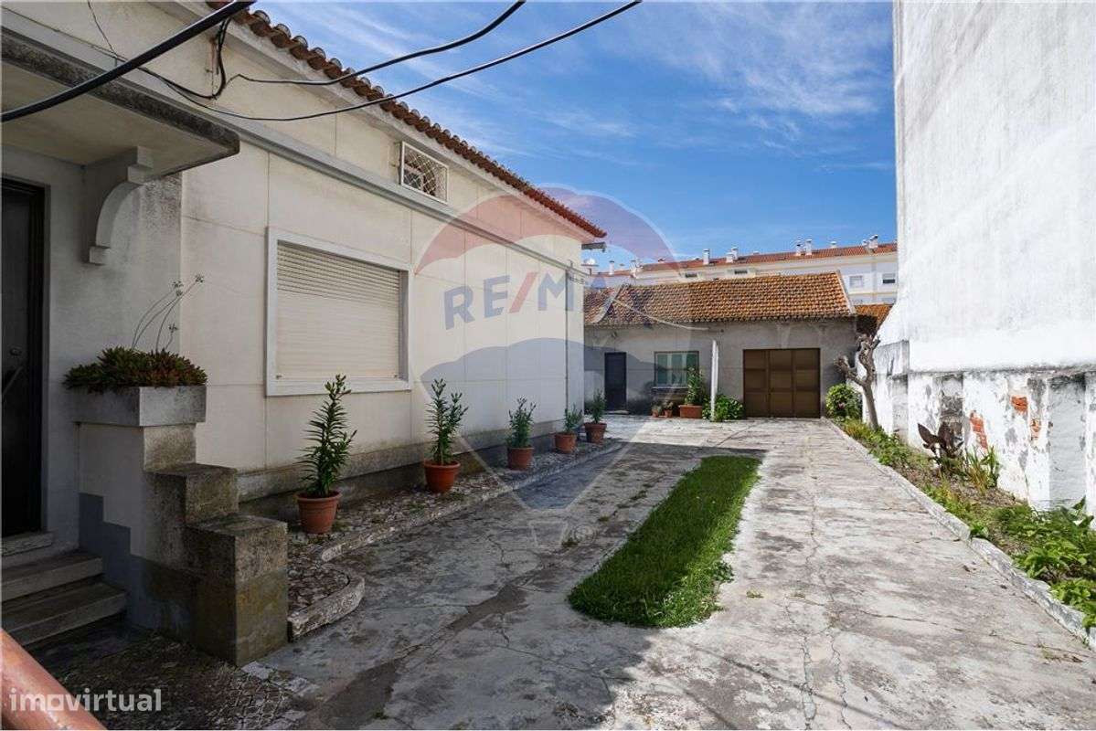 Moradia no Centro de Alcochete - Grande imagem: 3/32