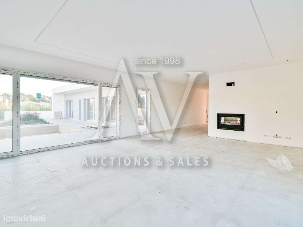 Moradia de luxo, V4, térrea, isolada e com piscina-20