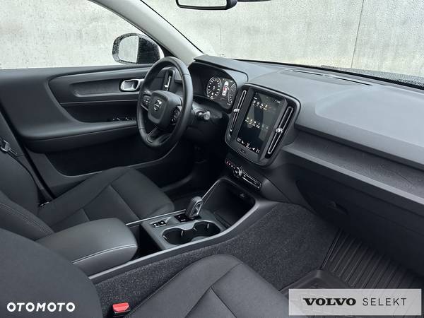 Volvo XC 40 - 22