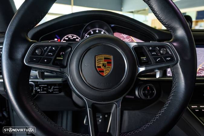 Porsche Panamera 4 E-Hybrid 10 Years Edition - 15