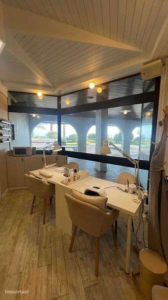 Loja para arrendar em S. Pedro do Estoril, com vista de mar - Grande imagem: 5/12