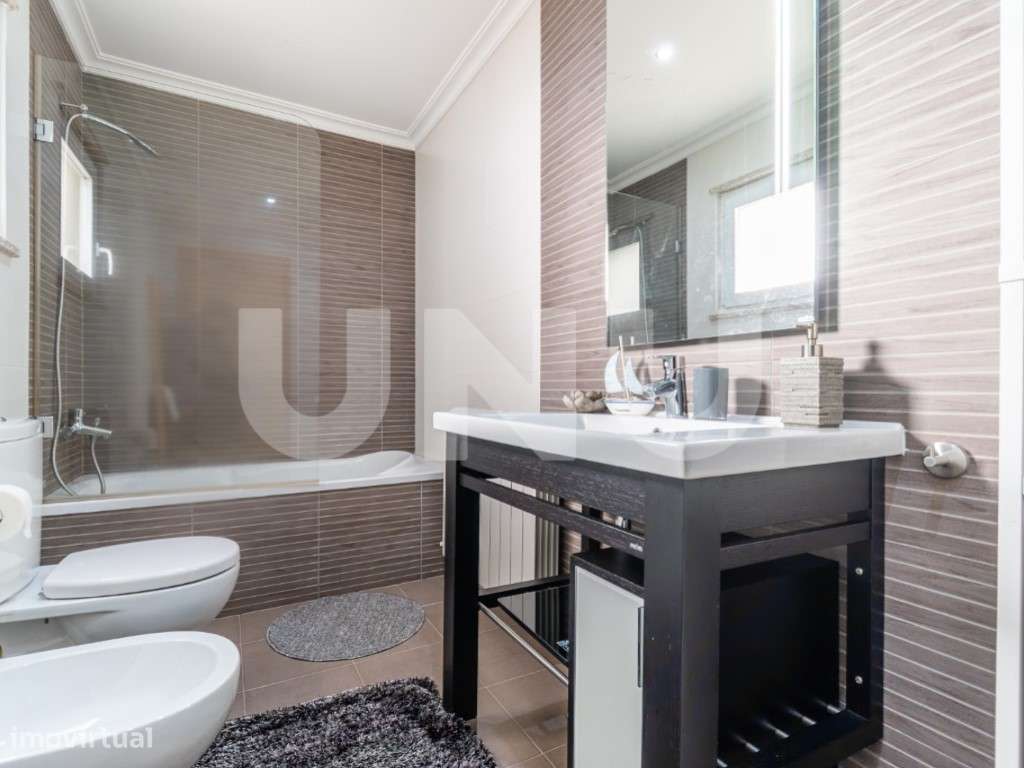 Moradia de Excelência com Jardim e Terraço a 10 minutos do centro d...-30