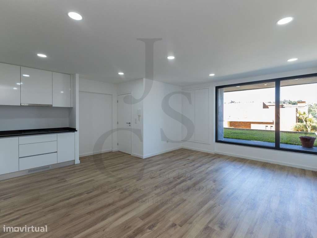 Moradia T4+T2 R/C Independente Gondomar - Possibilidade Permuta-16