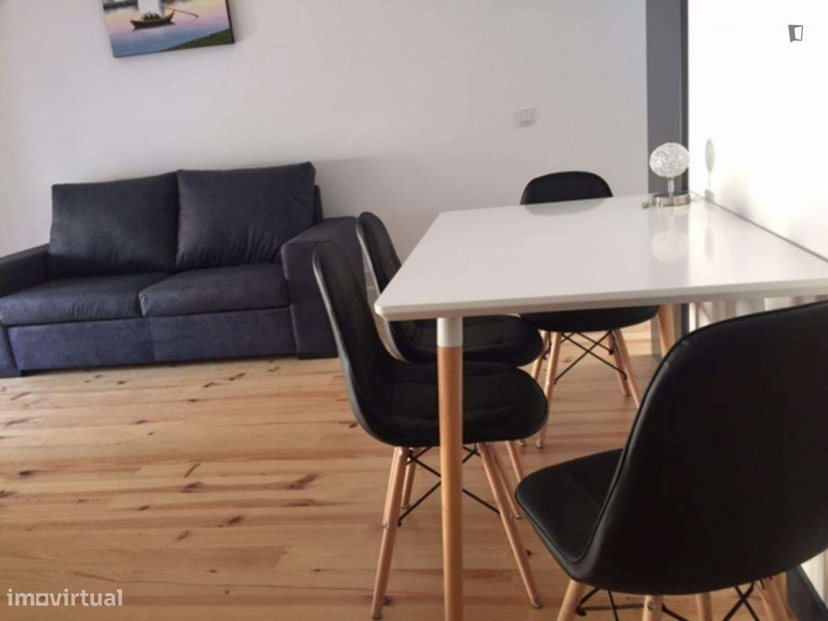 Apartamento com 1 quartos - localizado em Sé Porto - Grande imagem: 4/9