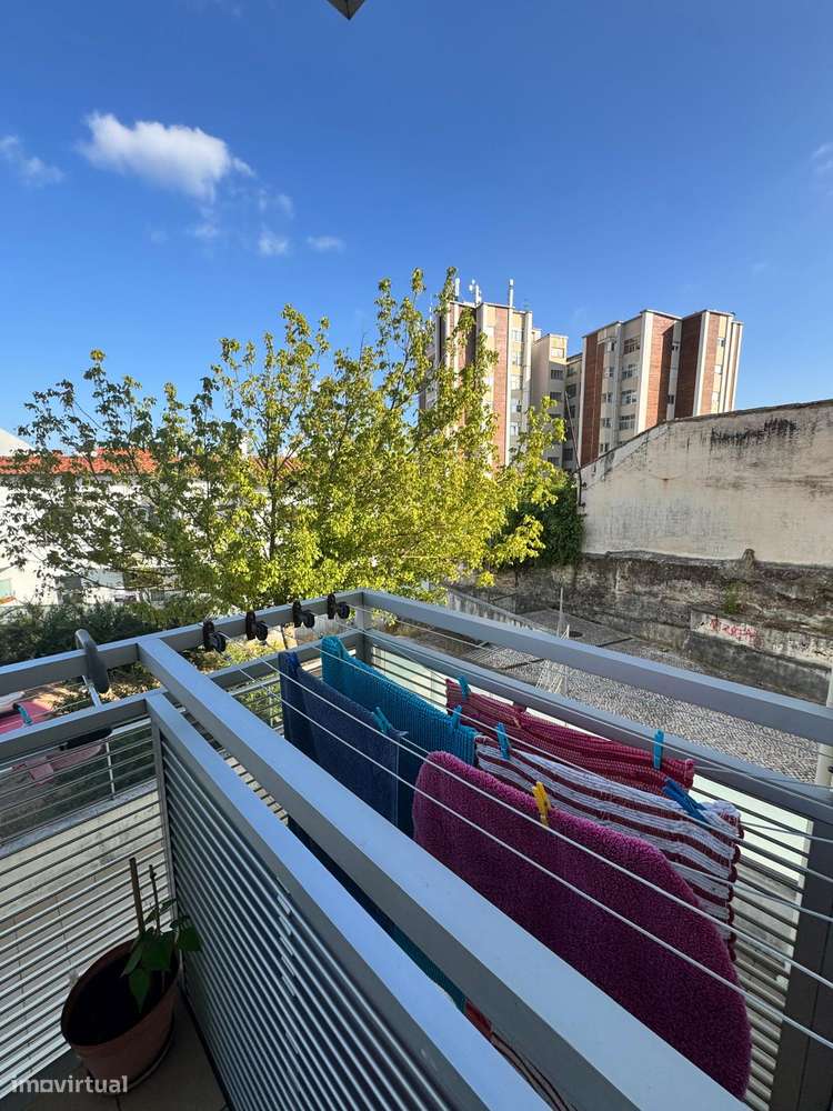 Apartamento duplex T4 com 3  garagens-13
