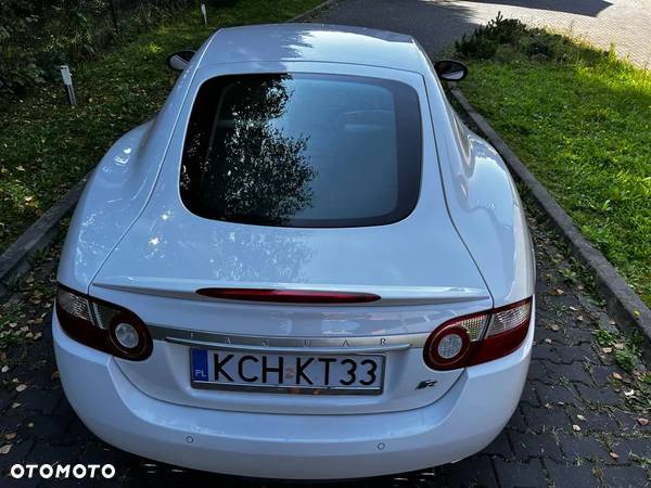 Jaguar XK XKR Coupe - 26
