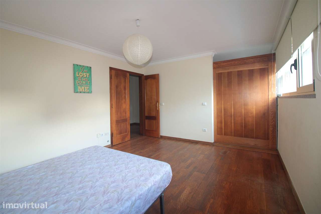 Apartamento T0 Praça da República - Grande imagem: 2/9