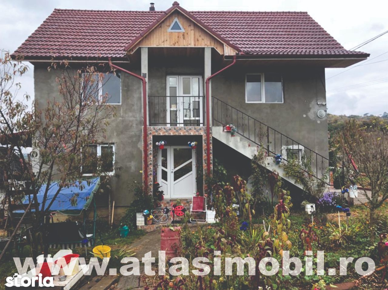 Casa situata in Bistrita, Str.Livezi cu parter+ etaj cu 1900 mp,teren