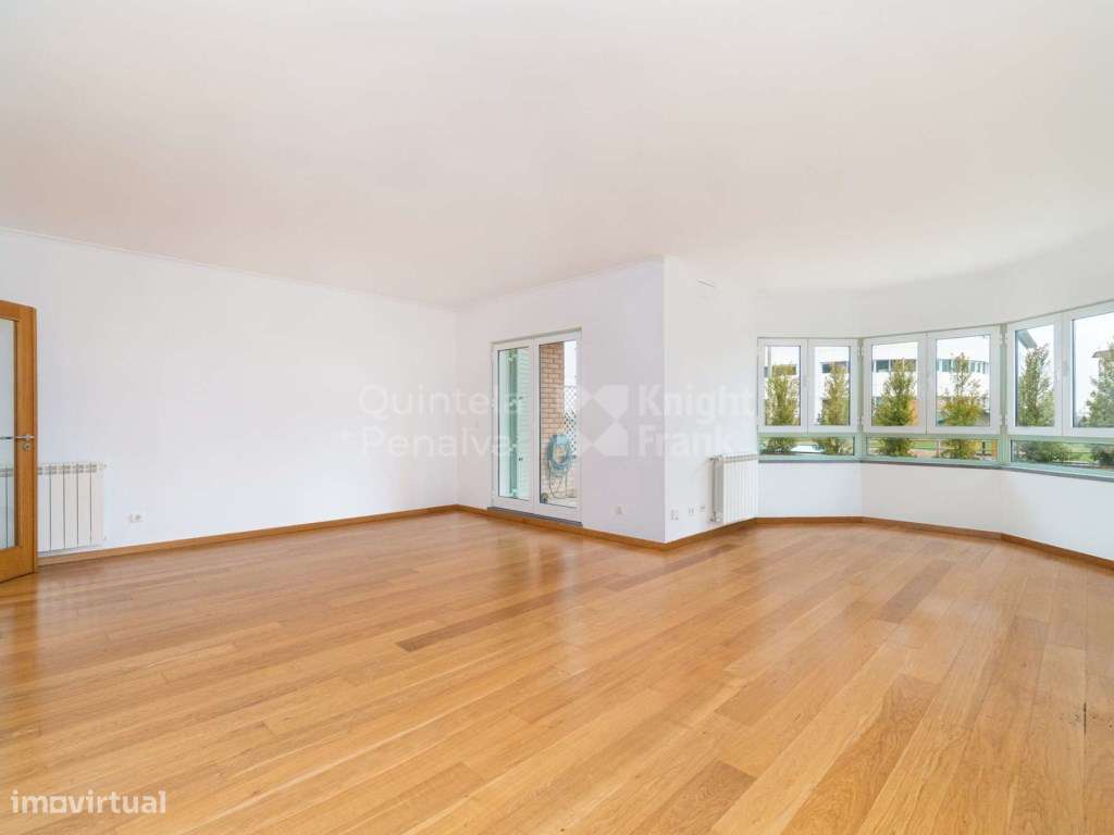 Apartamento T2 para arrendamento sem móveis em Linda a Velha - Grande imagem: 2/25