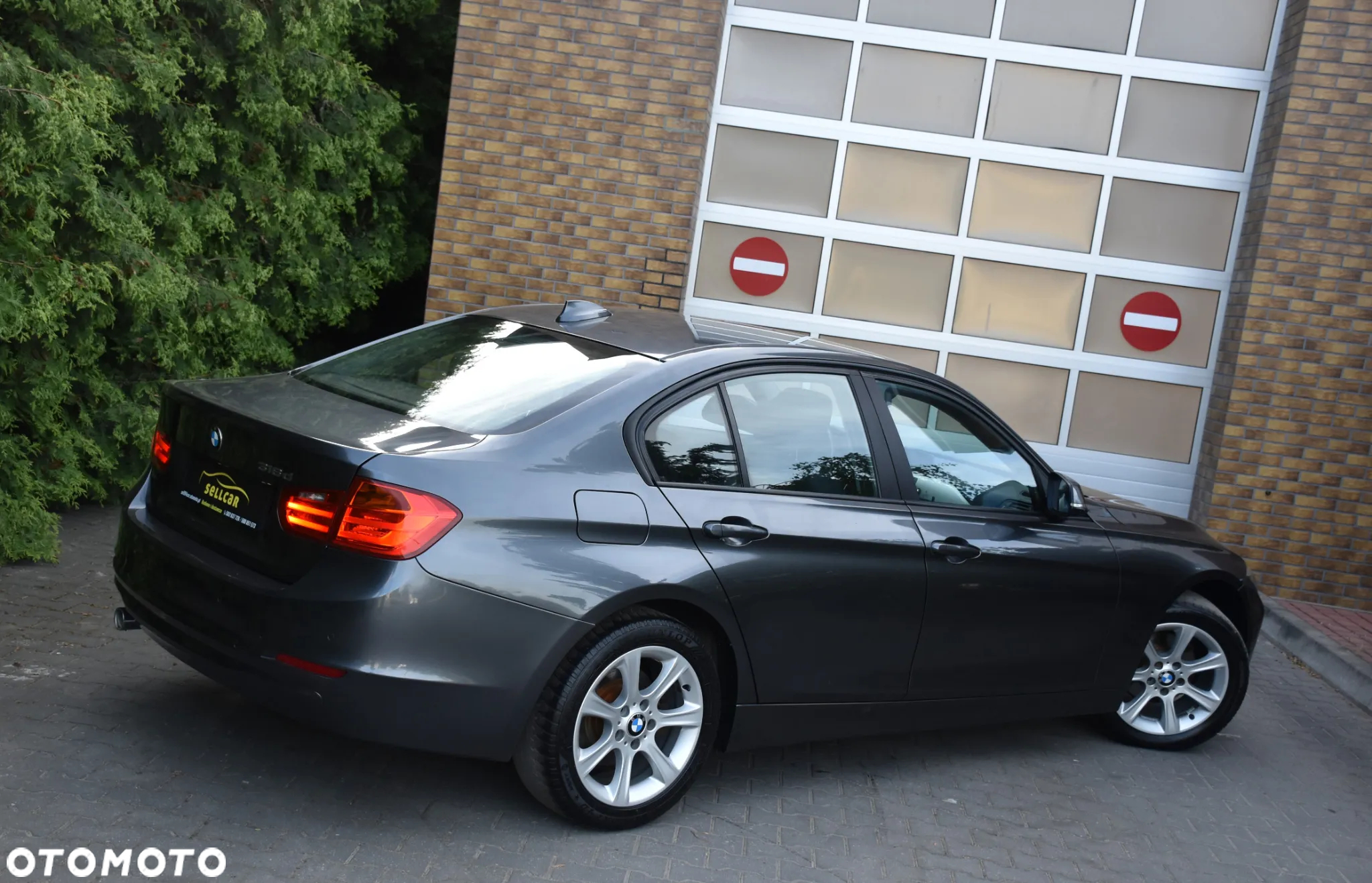 BMW Seria 3 316d Luxury Line - 29