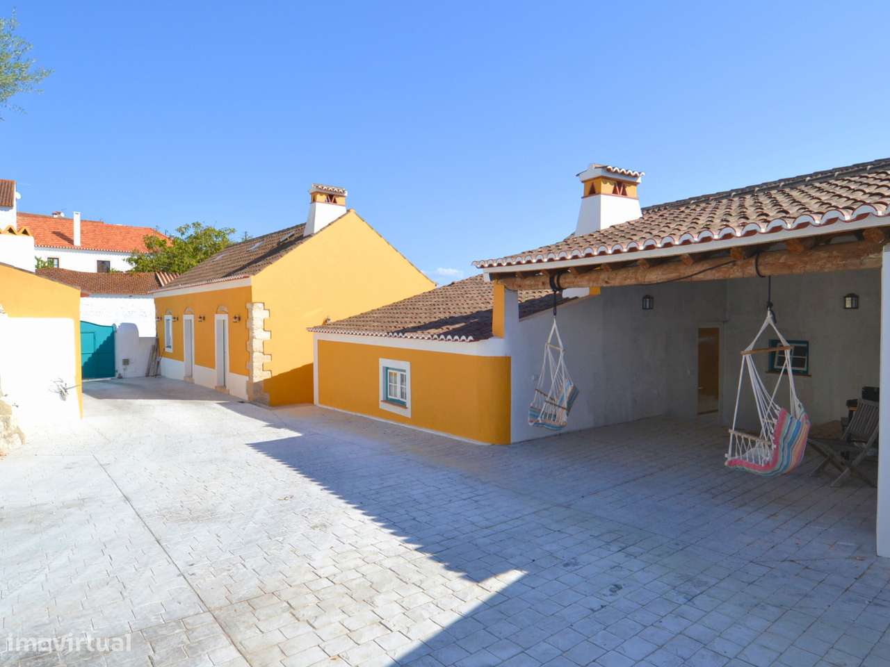 Moradia Restaurada com Piscina - Grande imagem: 3/29