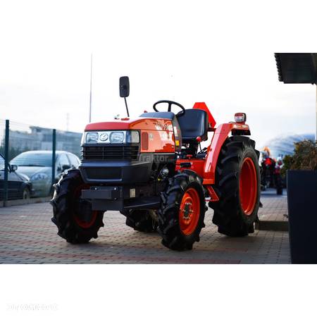 Kubota L3408 4x4 34KM - 8