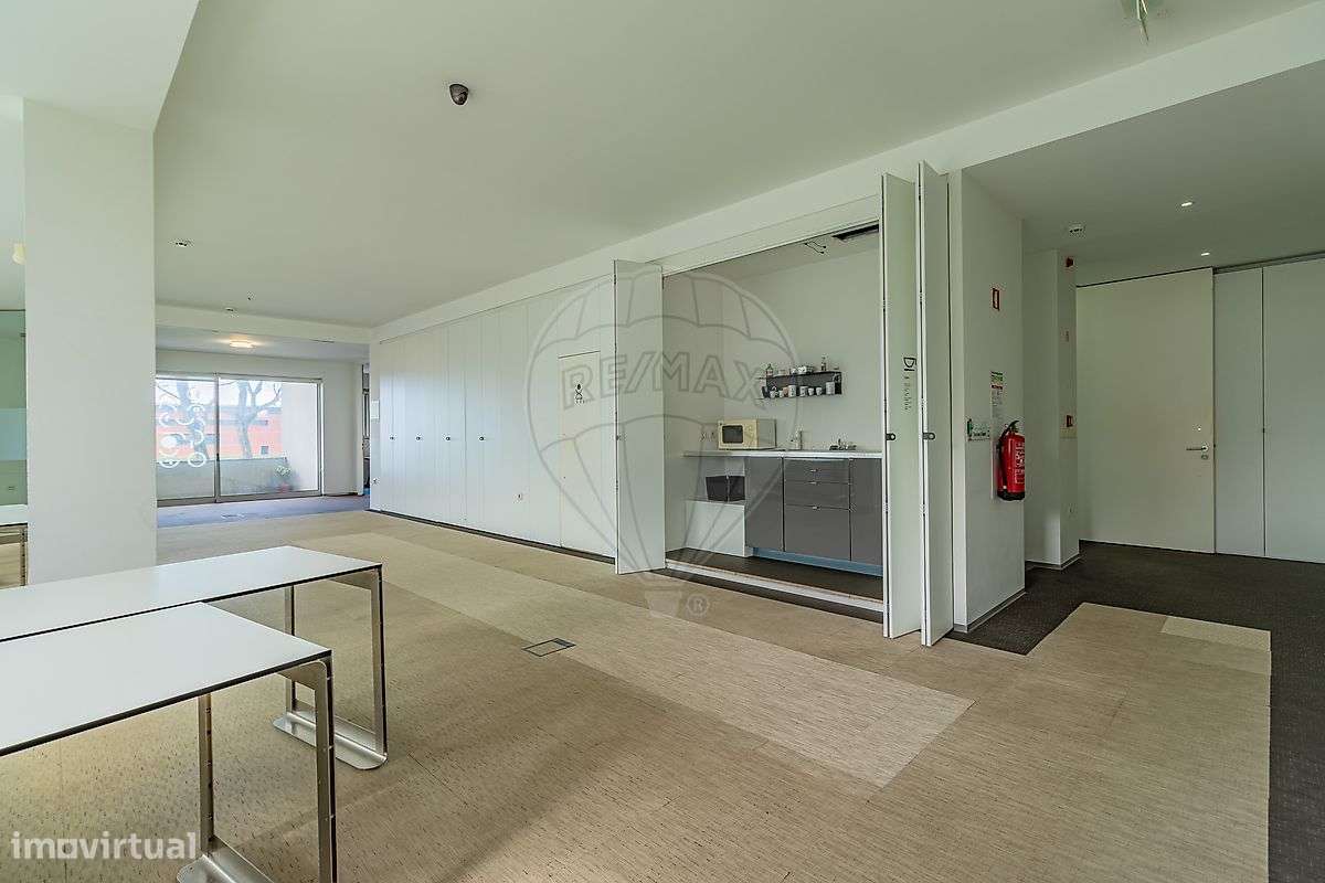 Escritório  para arrendamento - Grande imagem: 2/47