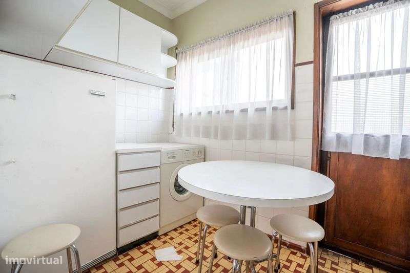Moradia T2  ,próxima à Av. da Répública , V.N.Gaia - Grande imagem: 5/12